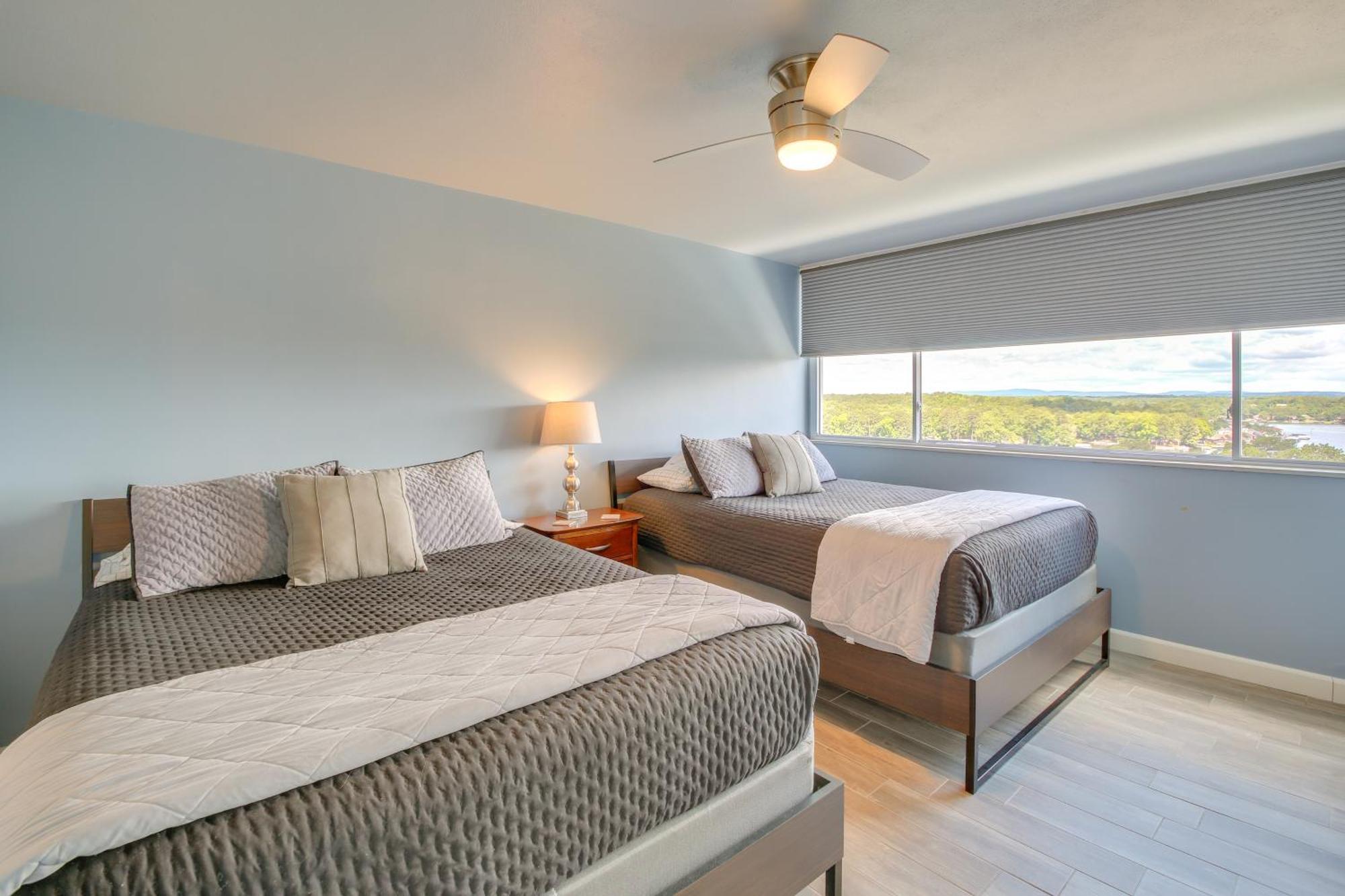 Quaint Hot Springs Condo With Views And Pool Access! Exterior photo