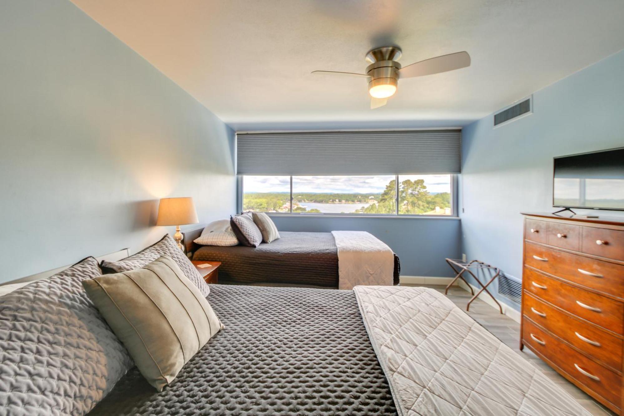 Quaint Hot Springs Condo With Views And Pool Access! Exterior photo